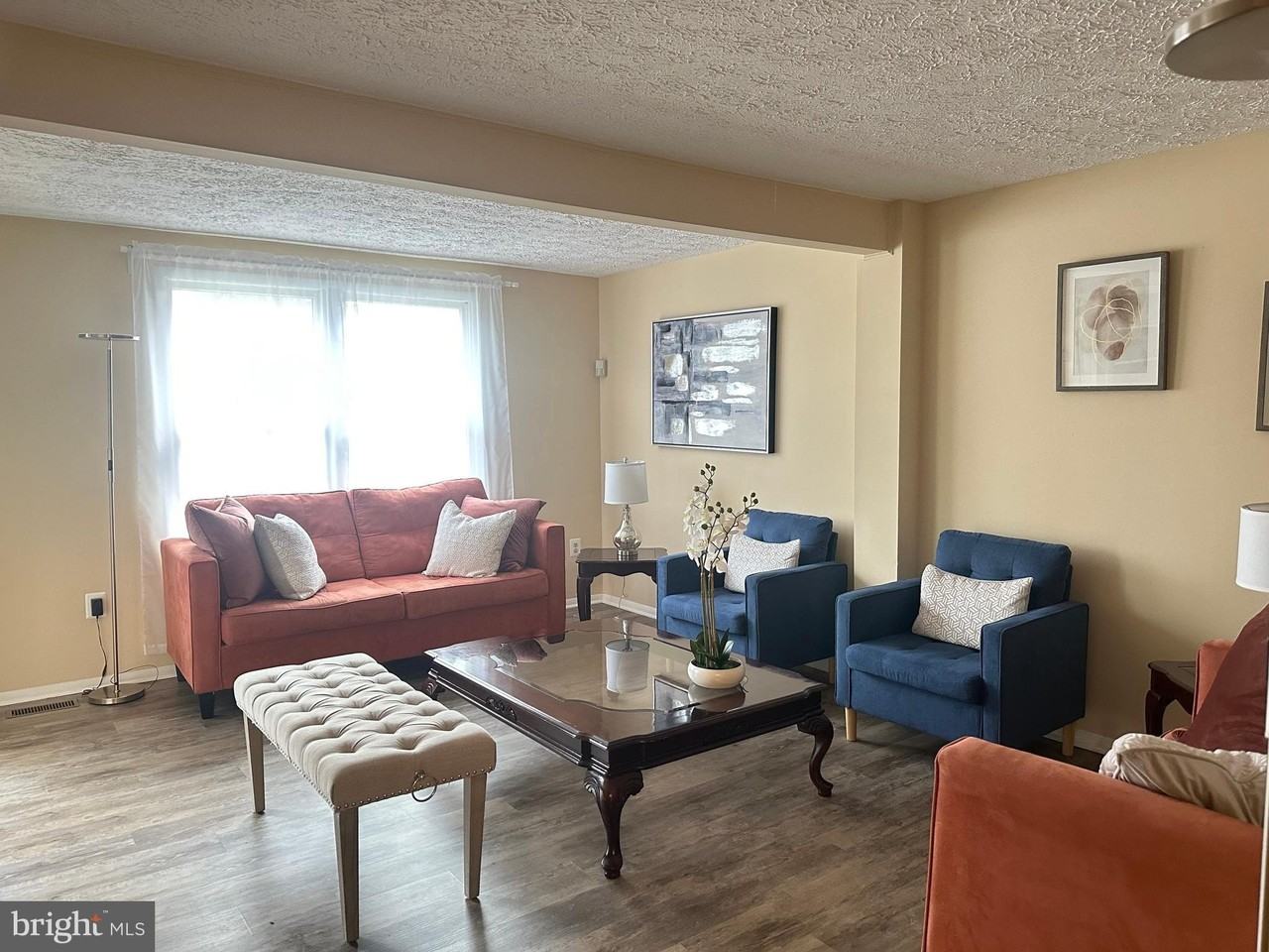 7727 Eagles Head Ct - Photo 4 of 29