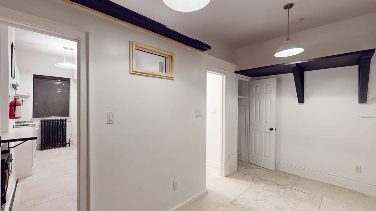 THE GERRARD FLATS - Photo 7 of 34