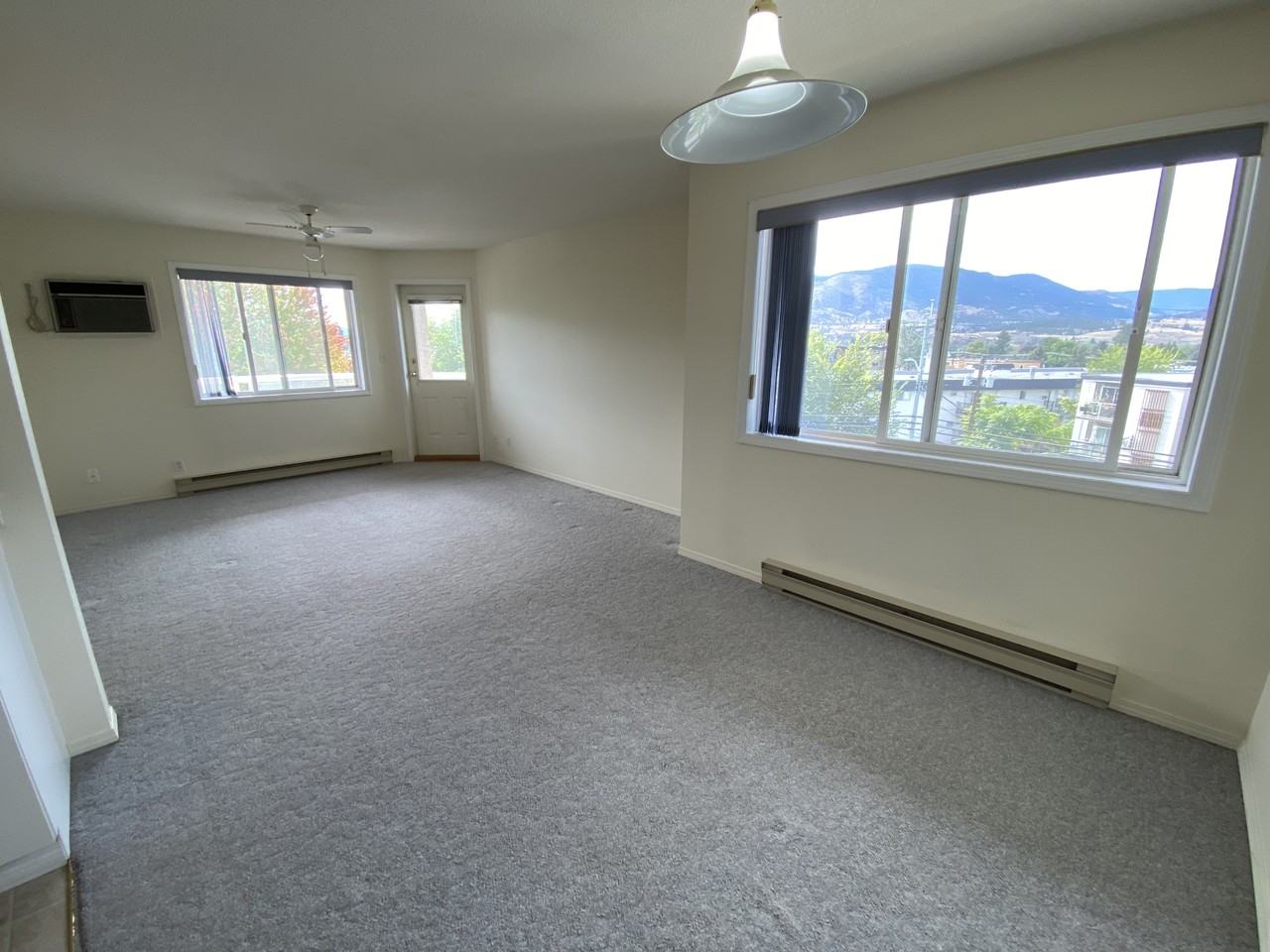 Willow Court - Photo 4 of 17