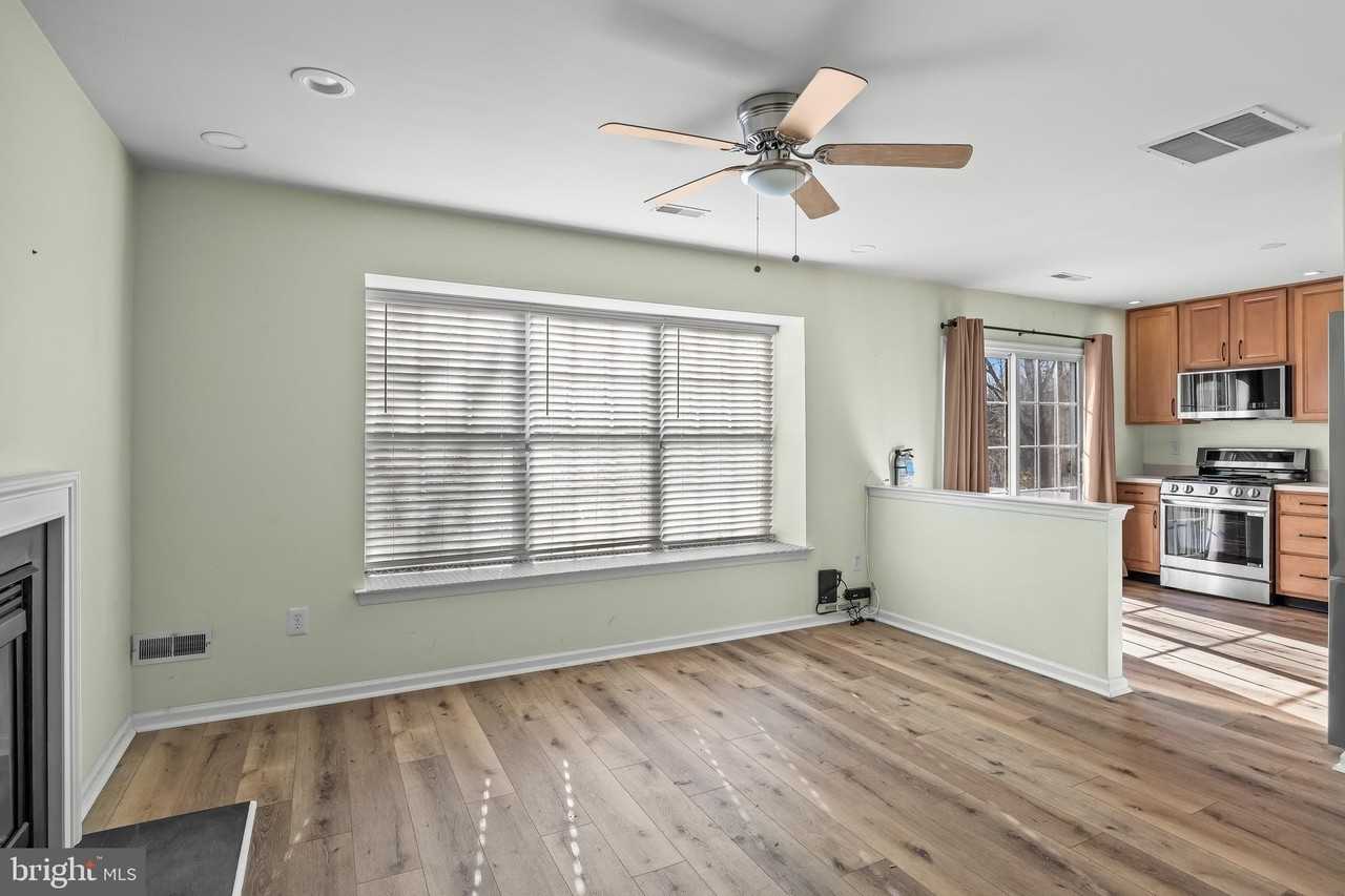 3808 Buxmont Rd - Photo 7 of 30