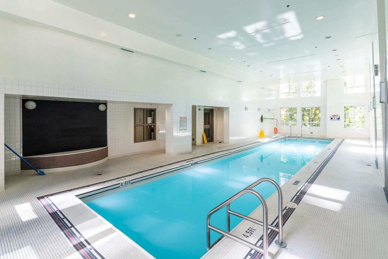 Beresford Apartments - Photo 7 of 9