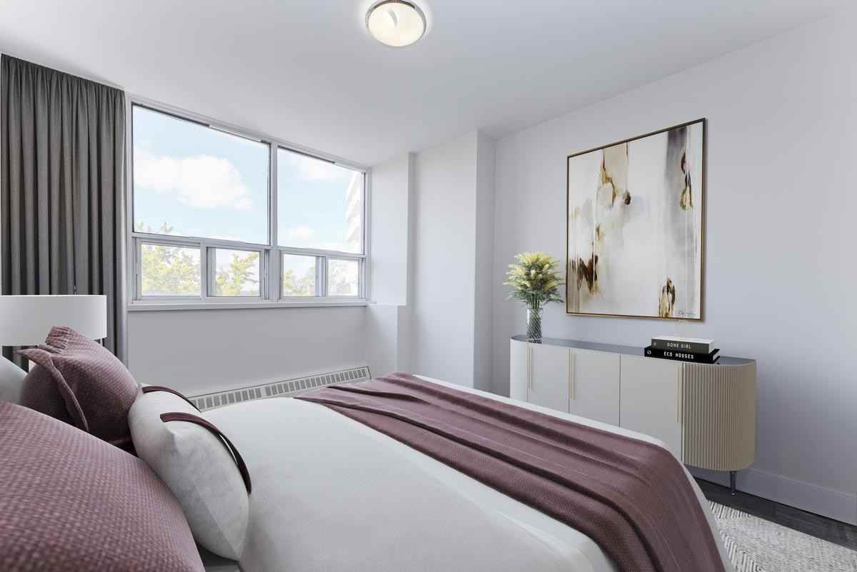 2050 Keele Street - Photo 4 of 34