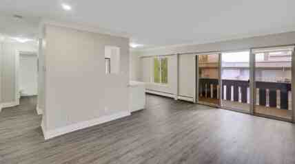 Casa Jubilee Apartments - Photo 3 of 27