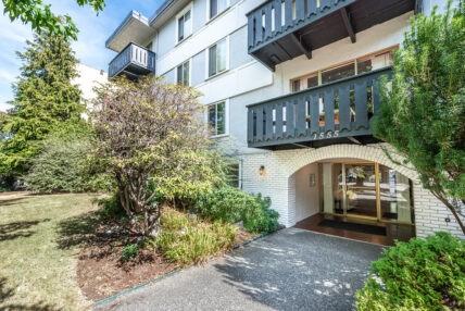 Casa Jubilee Apartments - Photo 4 of 27