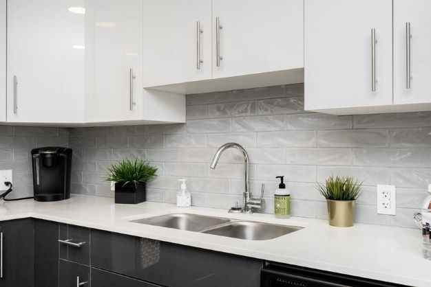 Urban Square - Photo 4 of 12