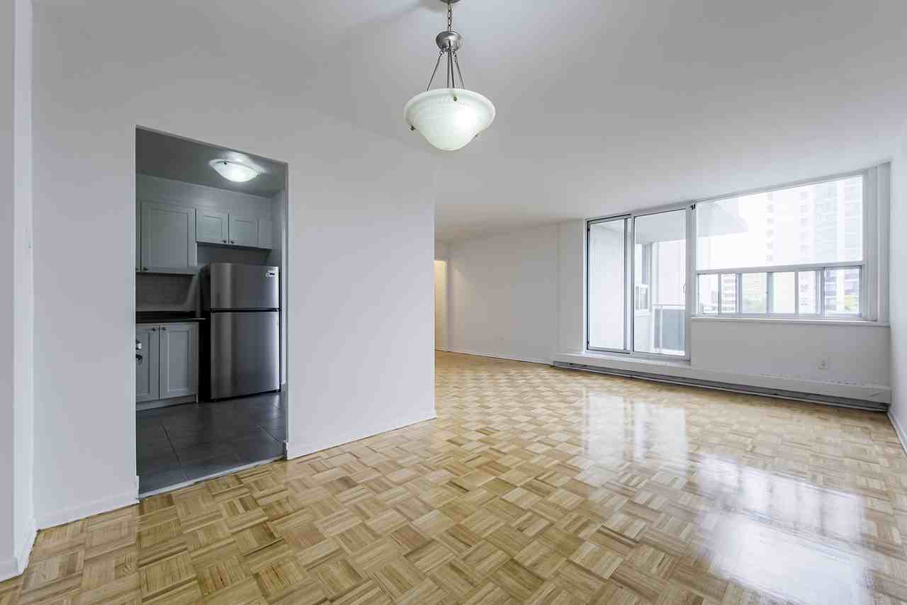 Dufresne Court Apartments - Photo 7 of 10