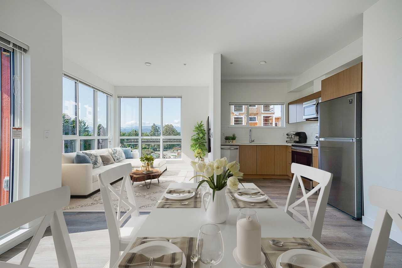 Metro - Photo 7 of 15