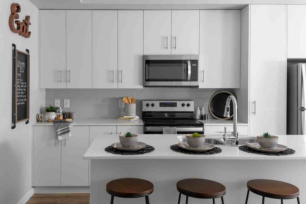 TRIO - Photo 2 of 11