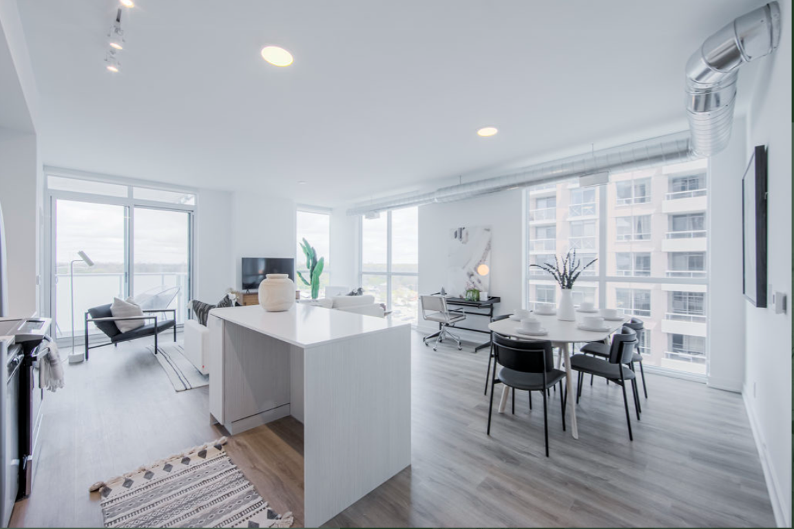 5249 Dundas Street W - Photo 4 of 31