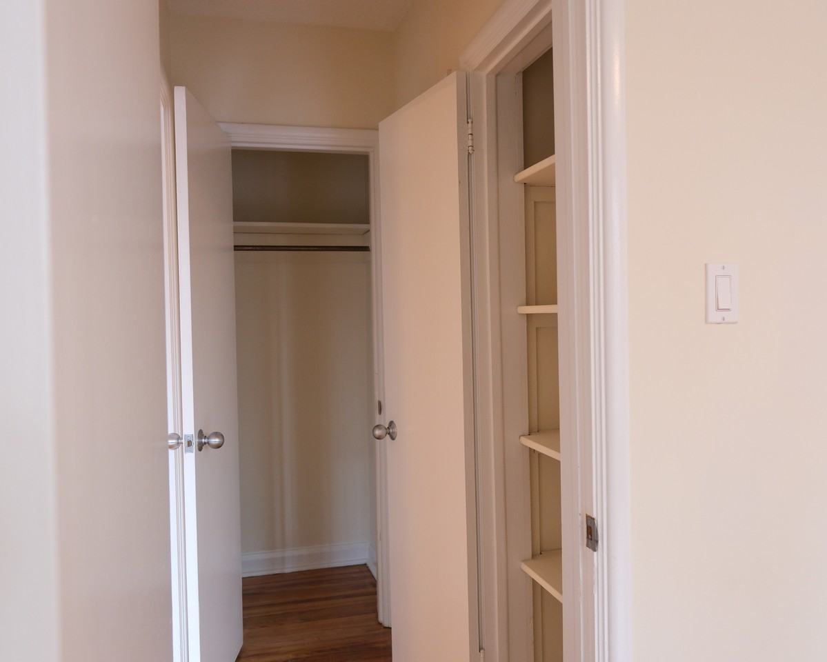 Crestview Apartments - Photo 7 of 11