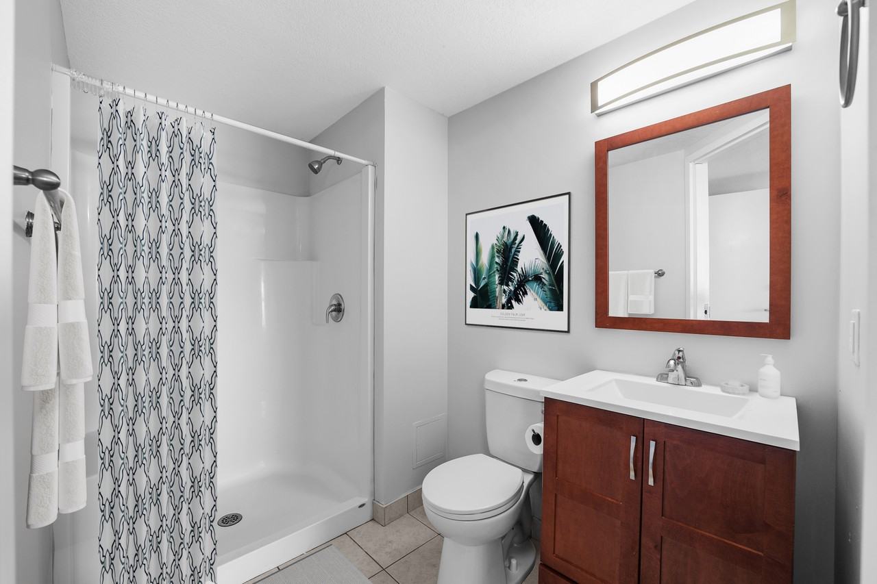 168 King Street North - Photo 7 of 16