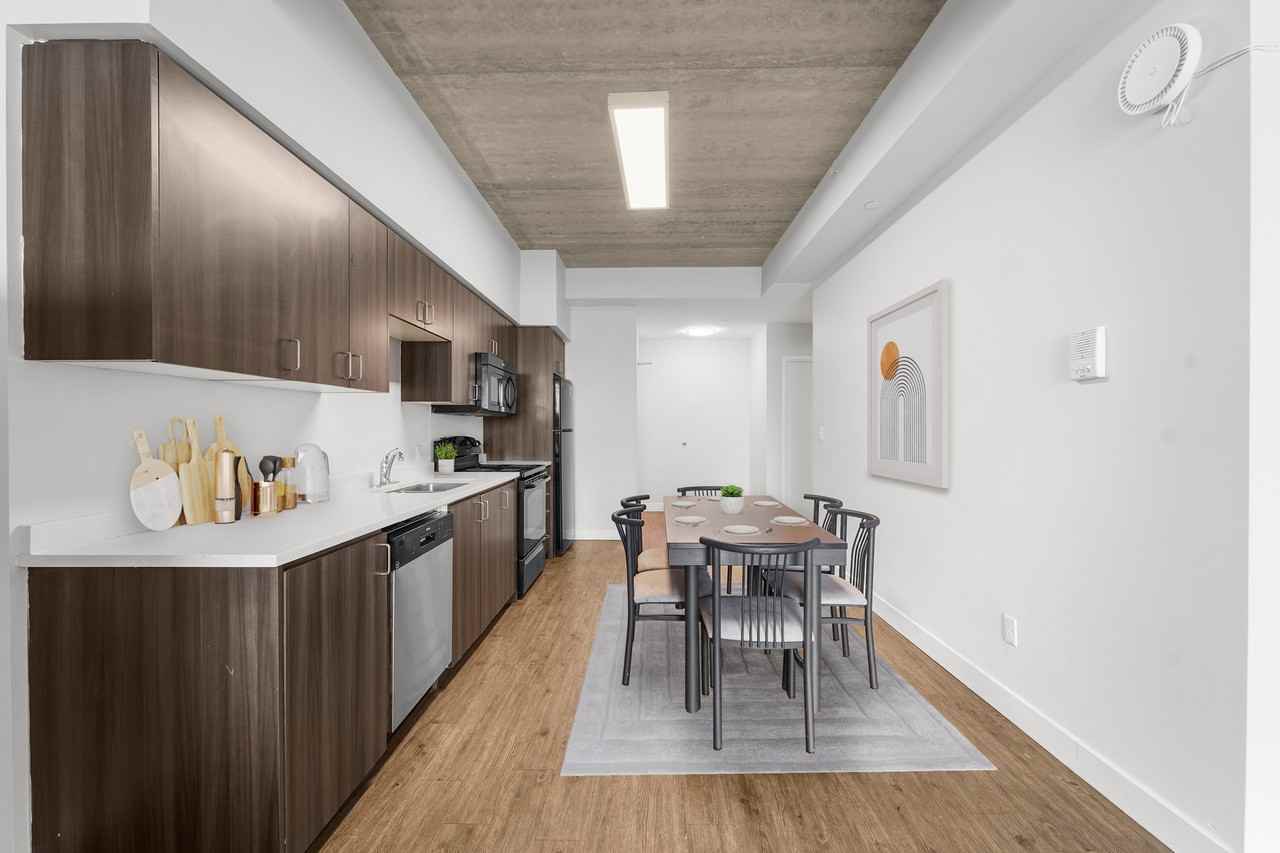 167 King Street North - Photo 3 of 21