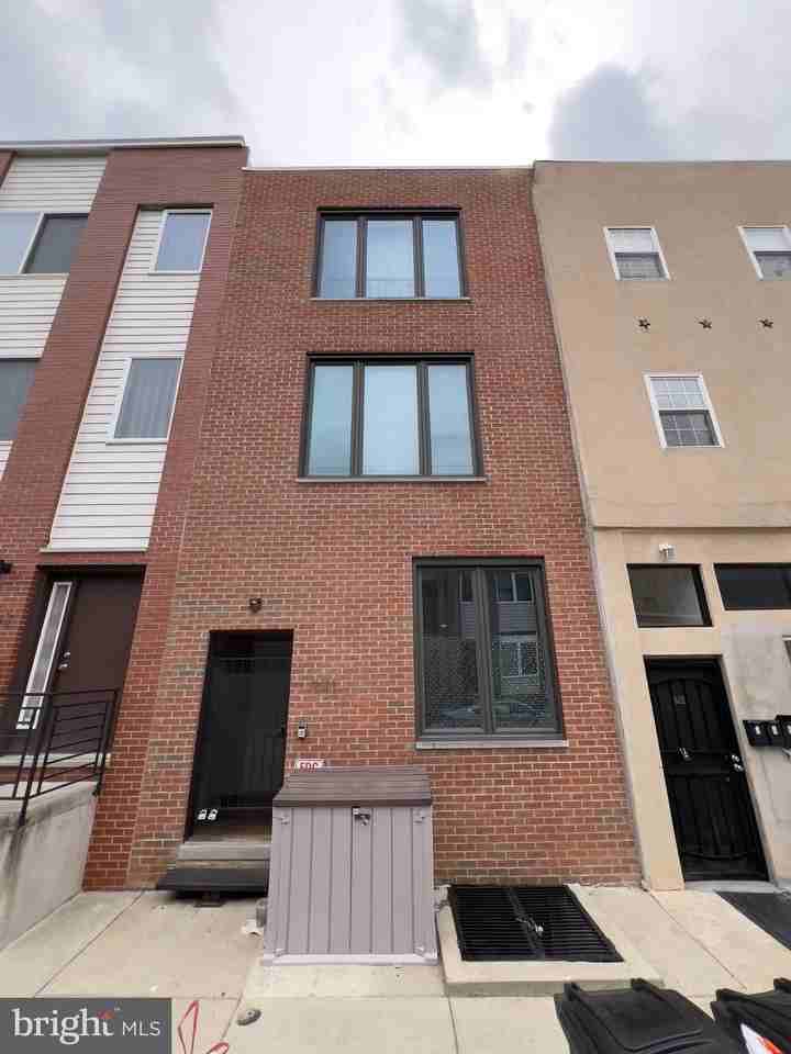 991 N Marshall St Unit A #A - Photo 3 of 50