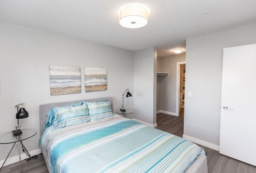 Entro Condos - Photo 7 of 31