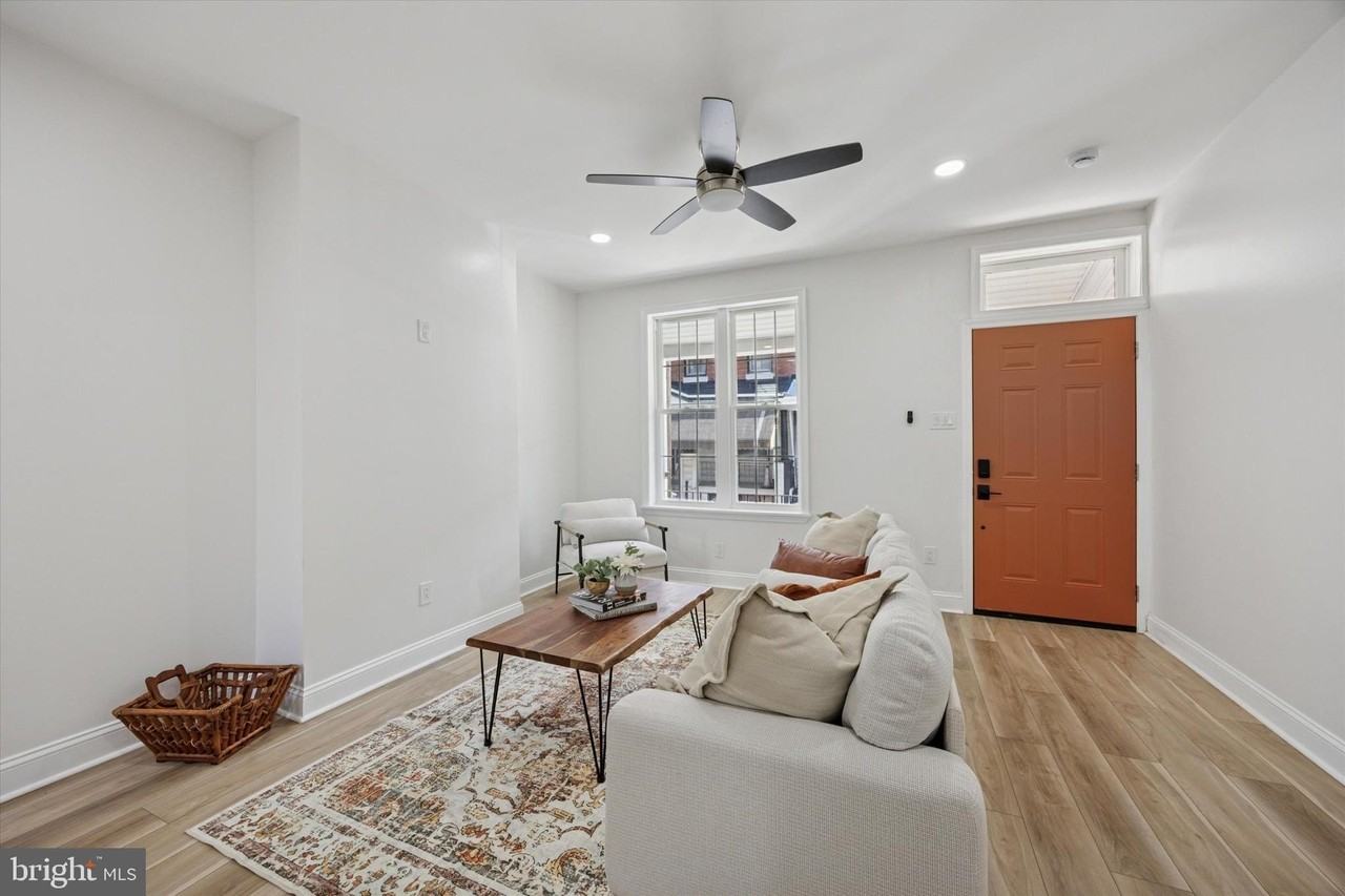 1526 N Hollywood St Unit 1 #1 - Photo 4 of 16