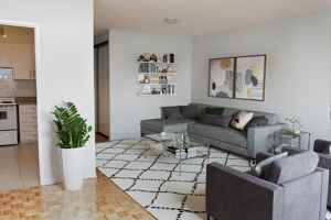 featured image of 35 Front St S