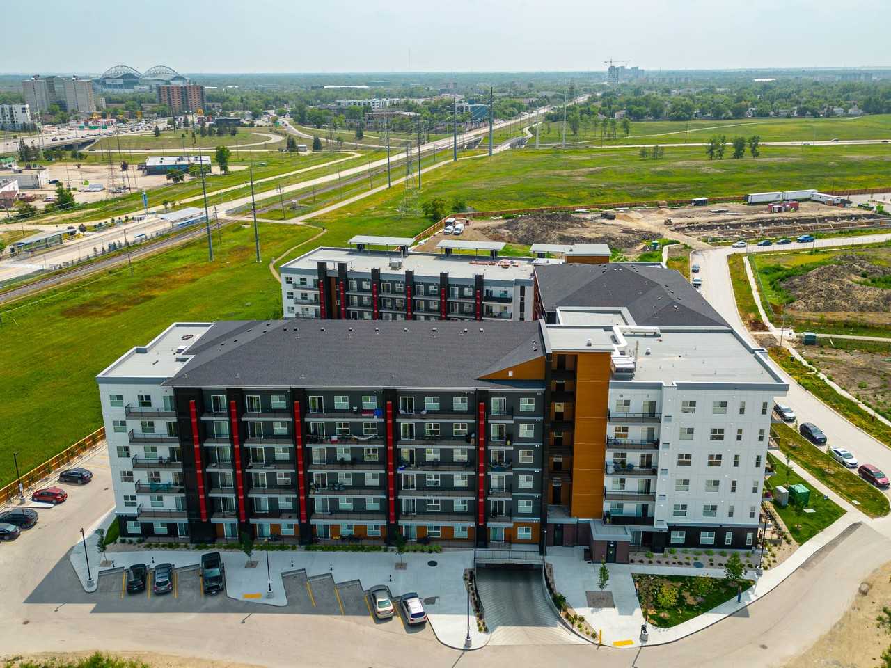 Crossings at the Refinery District Apartments - Photo 2 of 41