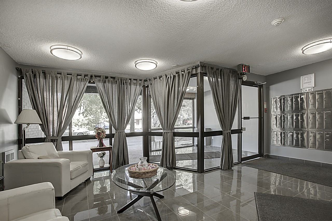 263 Millard Street - Photo 6 of 10