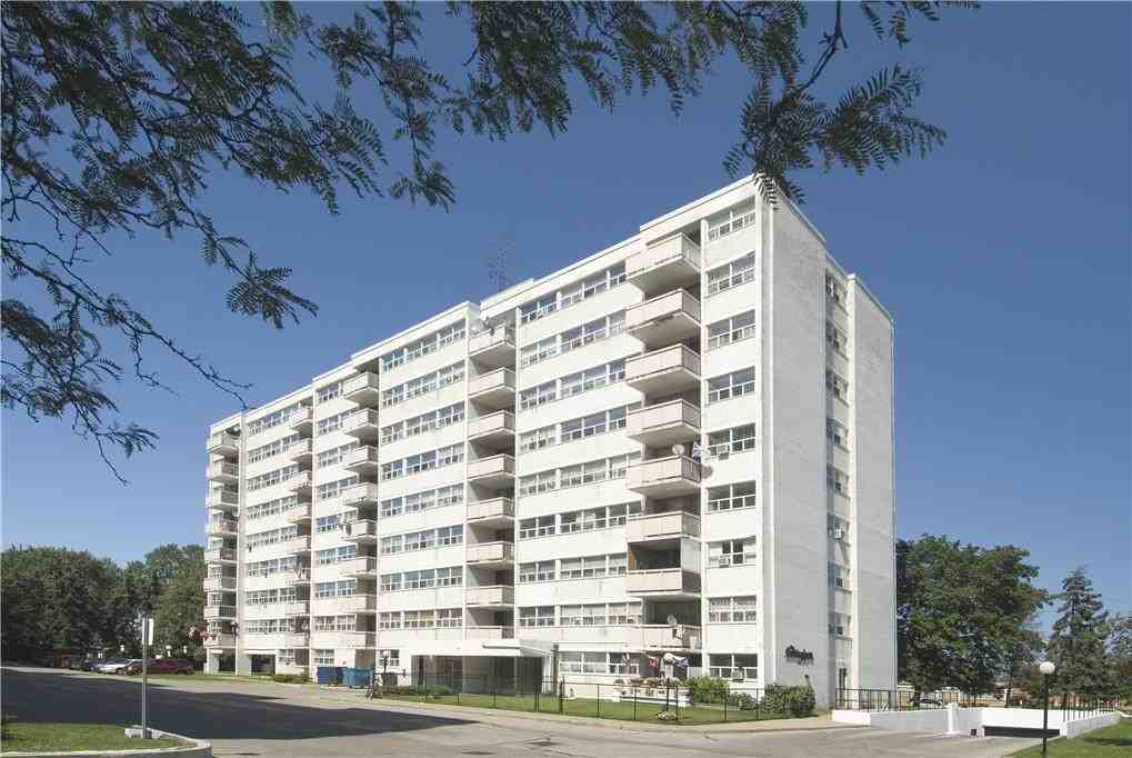 186 Church Street, East - Photo 2 of 25