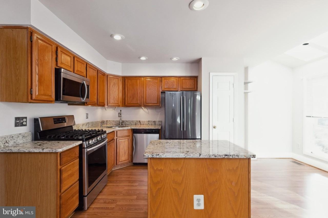 6108 Joust Ln - Photo 7 of 24