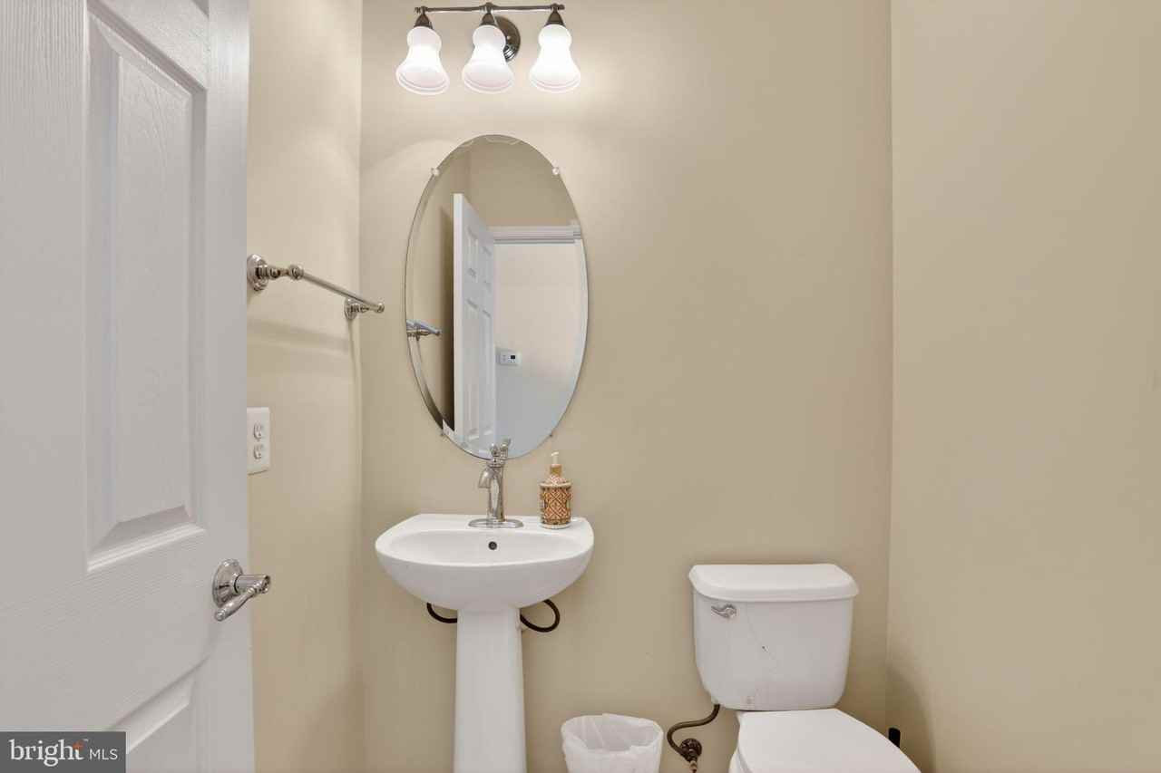 42671 Redeemer Ter - Photo 5 of 24