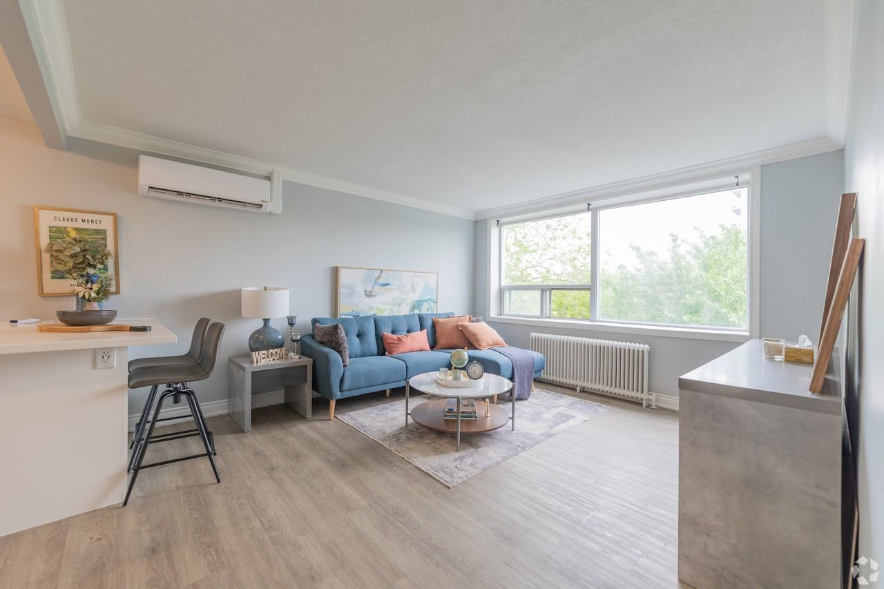 335 Melvin Avenue - Photo 3 of 12