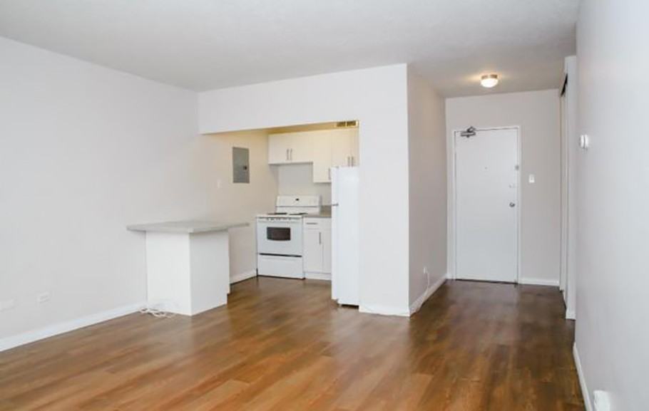 Park Towers - Photo 6 of 30