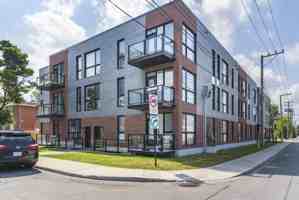 featured image of 7070 Ch De La Côte-Saint-Luc