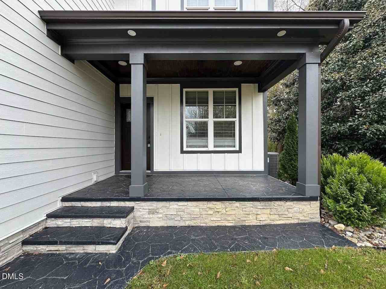 913 Clayton Rd - Photo 4 of 35