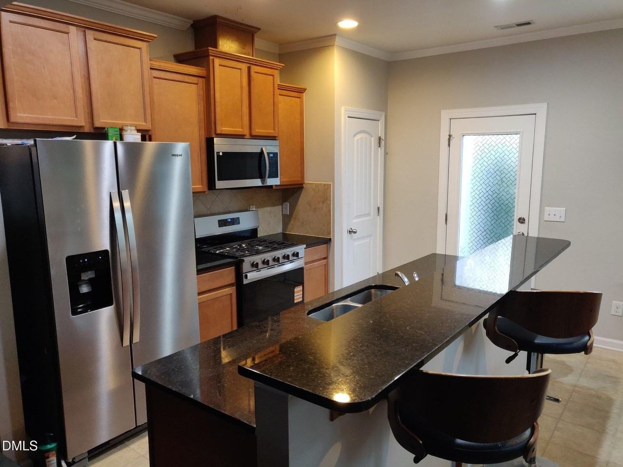 1024 Dawson Creek Rd - Photo 4 of 28