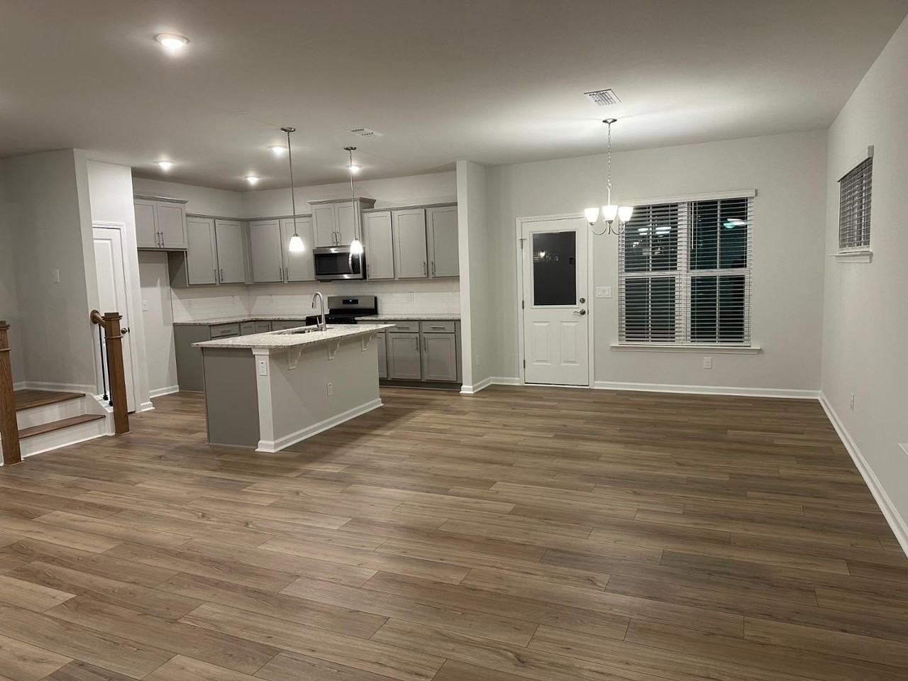 1007 Blissful Waters St - Photo 6 of 24