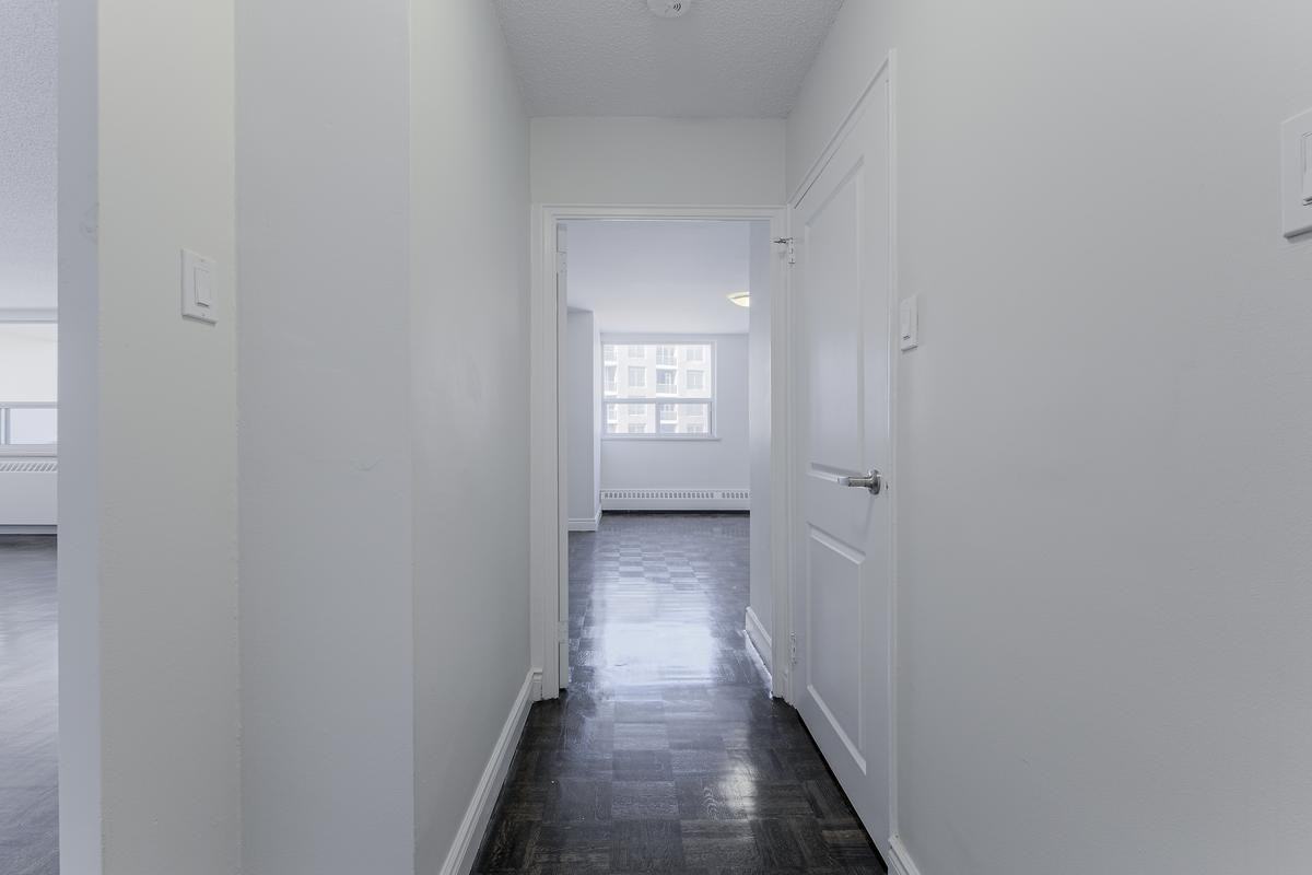 340 The East Mall - Photo 7 of 48