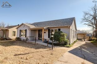 3213 Hollywood Ave - Photo 1 of 1