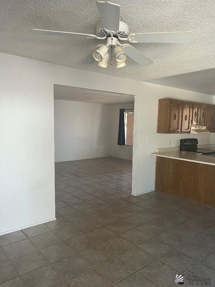 1424 E Sunset C E SUNSET CT - Photo 6 of 10