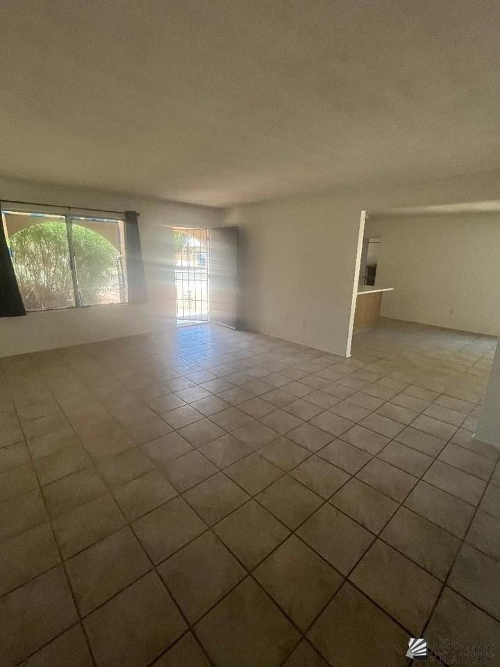 1424 E Sunset C E SUNSET CT - Photo 7 of 10