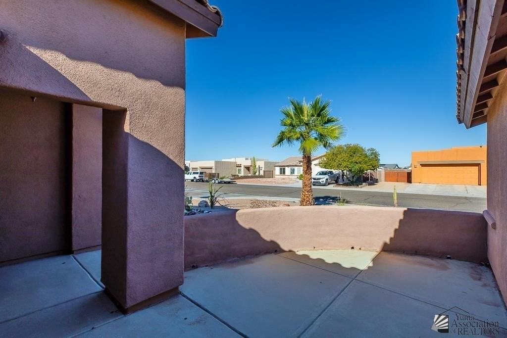 11845 E 27th Pl - Photo 2 of 25