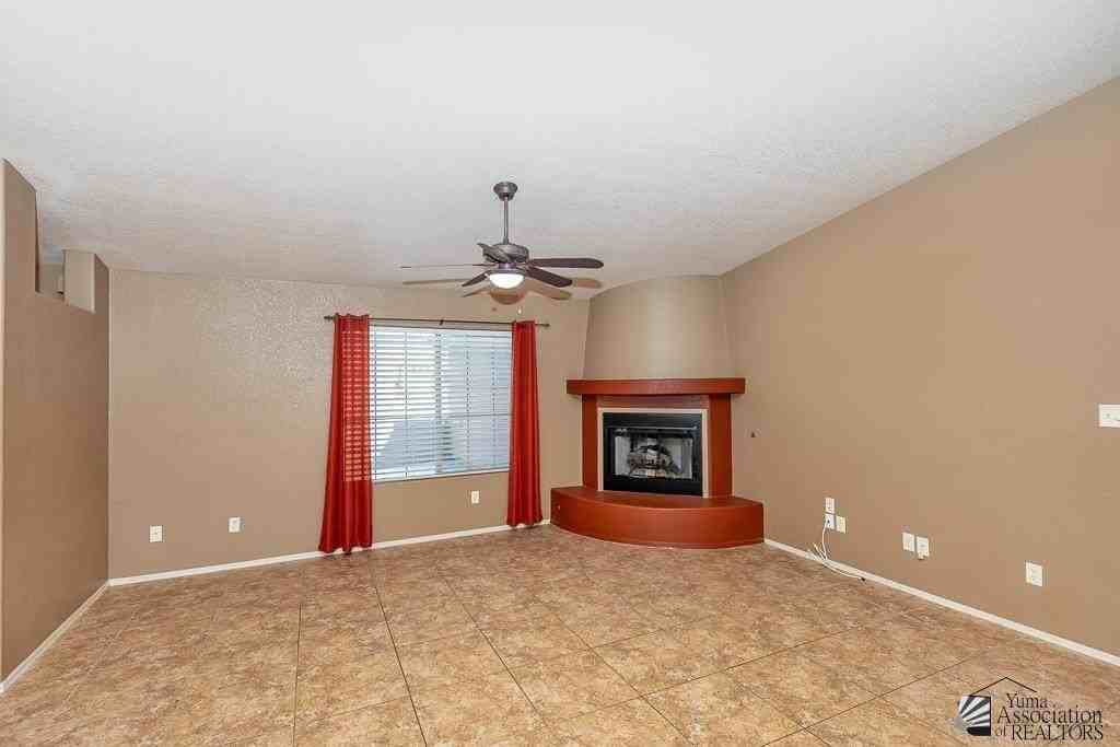 11845 E 27th Pl - Photo 4 of 25