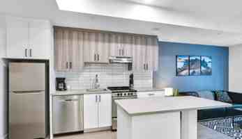 featured image of 90 Champagne Ave S