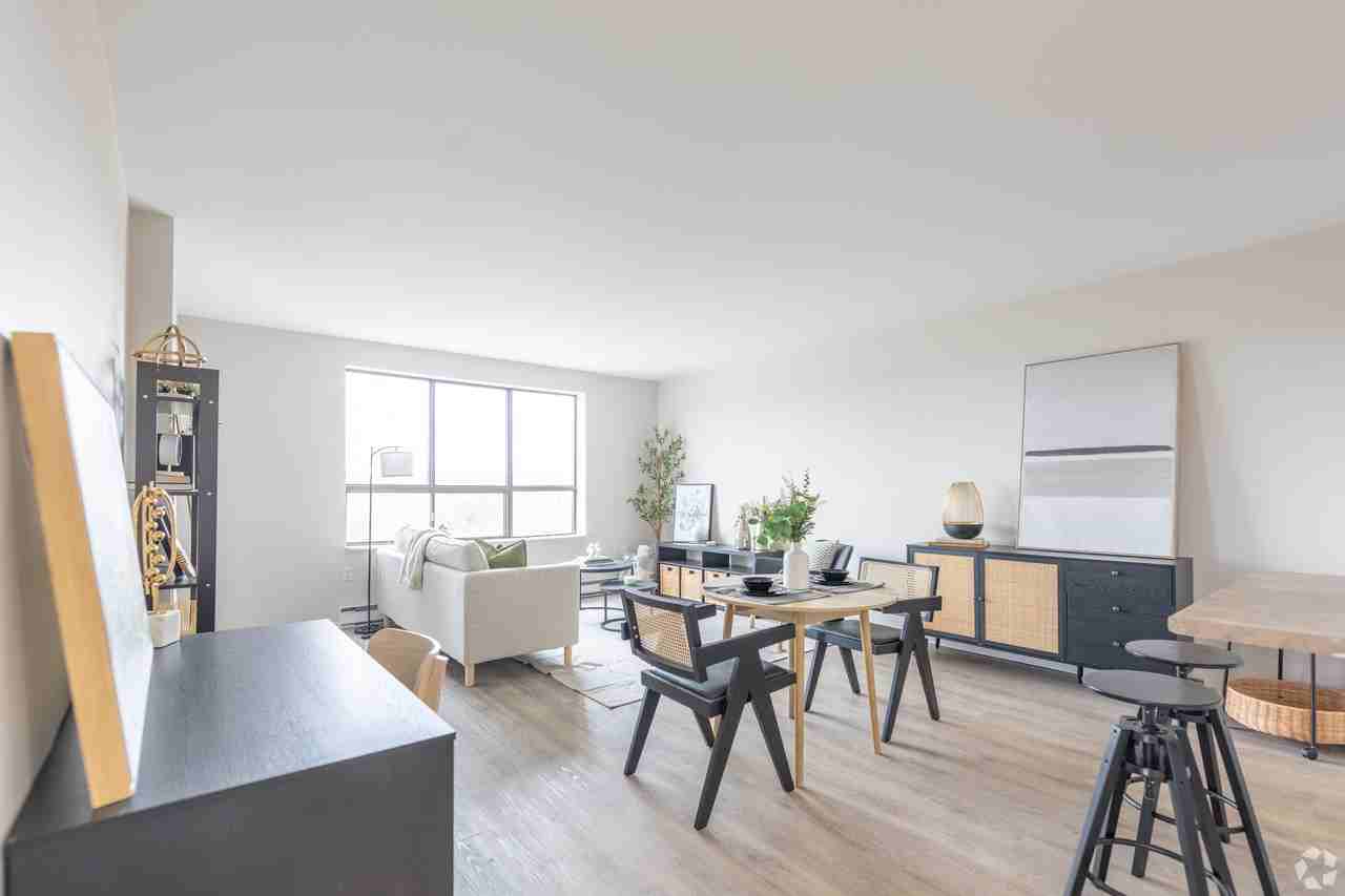 35 and 45 Bredin Parkway, Orangeville, On - Photo 3 of 14