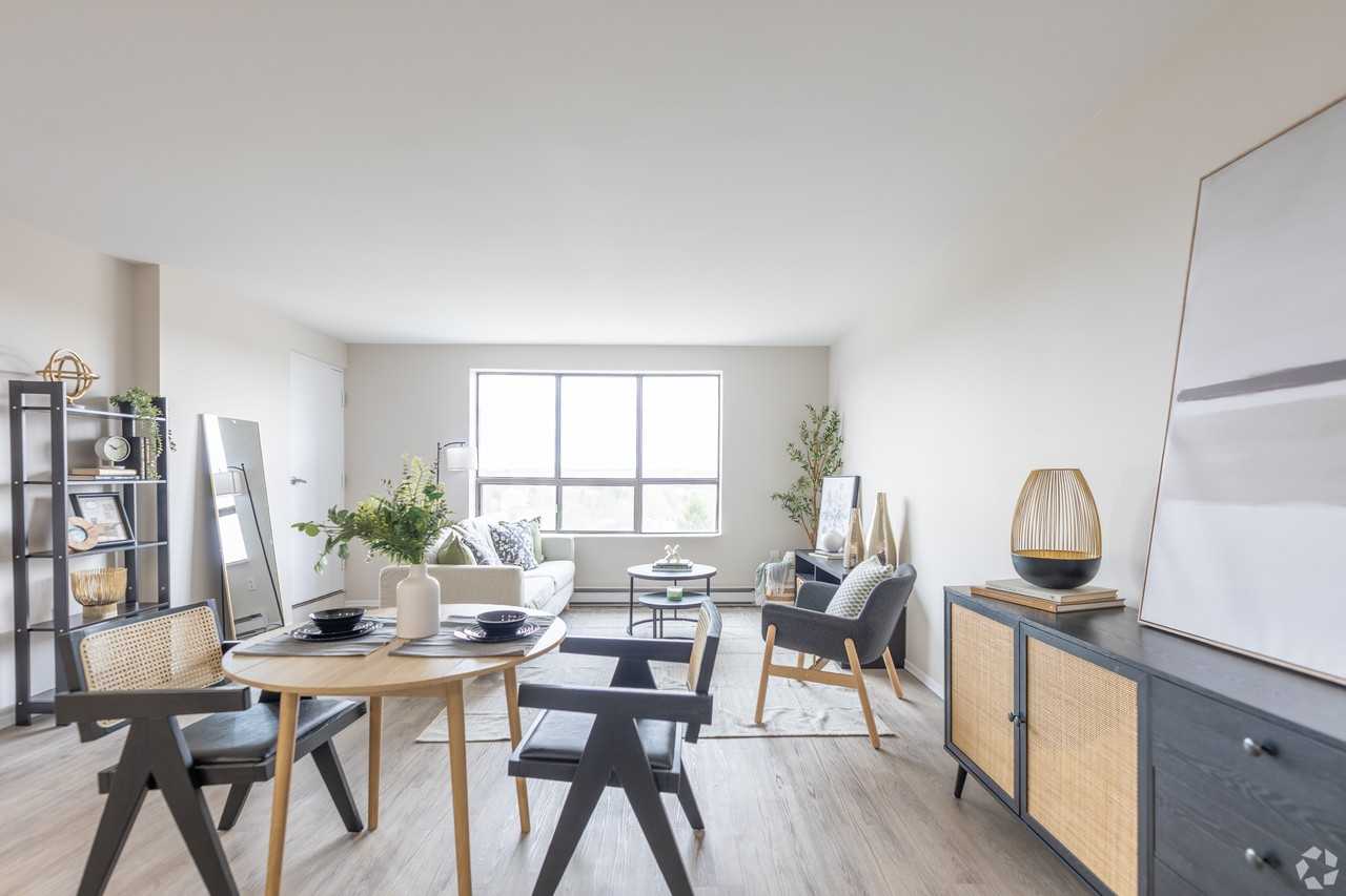 35 and 45 Bredin Parkway, Orangeville, On - Photo 4 of 14