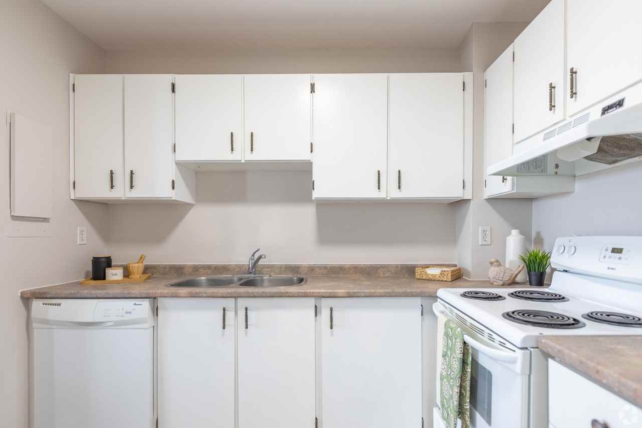 35 and 45 Bredin Parkway, Orangeville, On - Photo 5 of 14