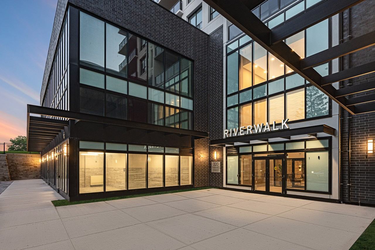 Riverwalk - Photo 2 of 16