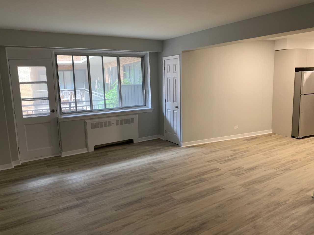 1255 Sherwood - Photo 5 of 38