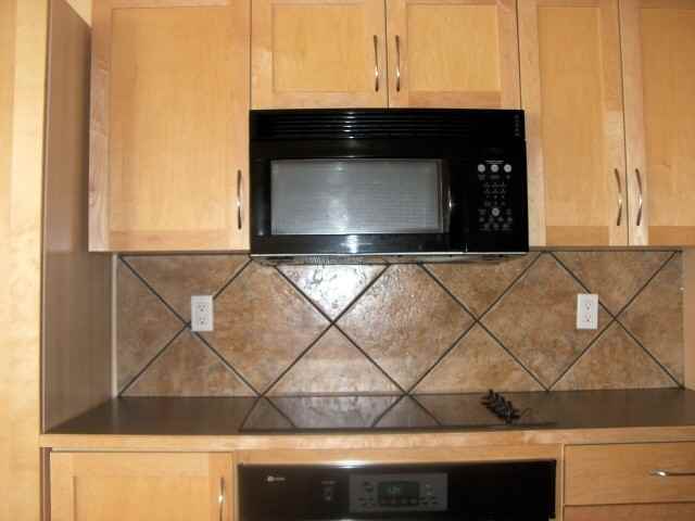 10407 122 Street - Photo 6 of 24