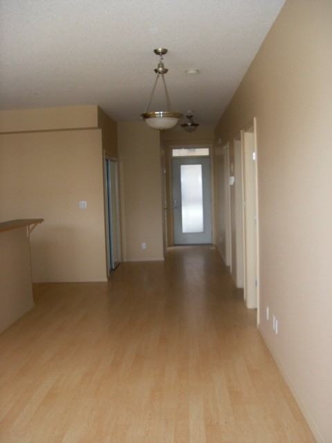 10407 122 Street - Photo 7 of 24