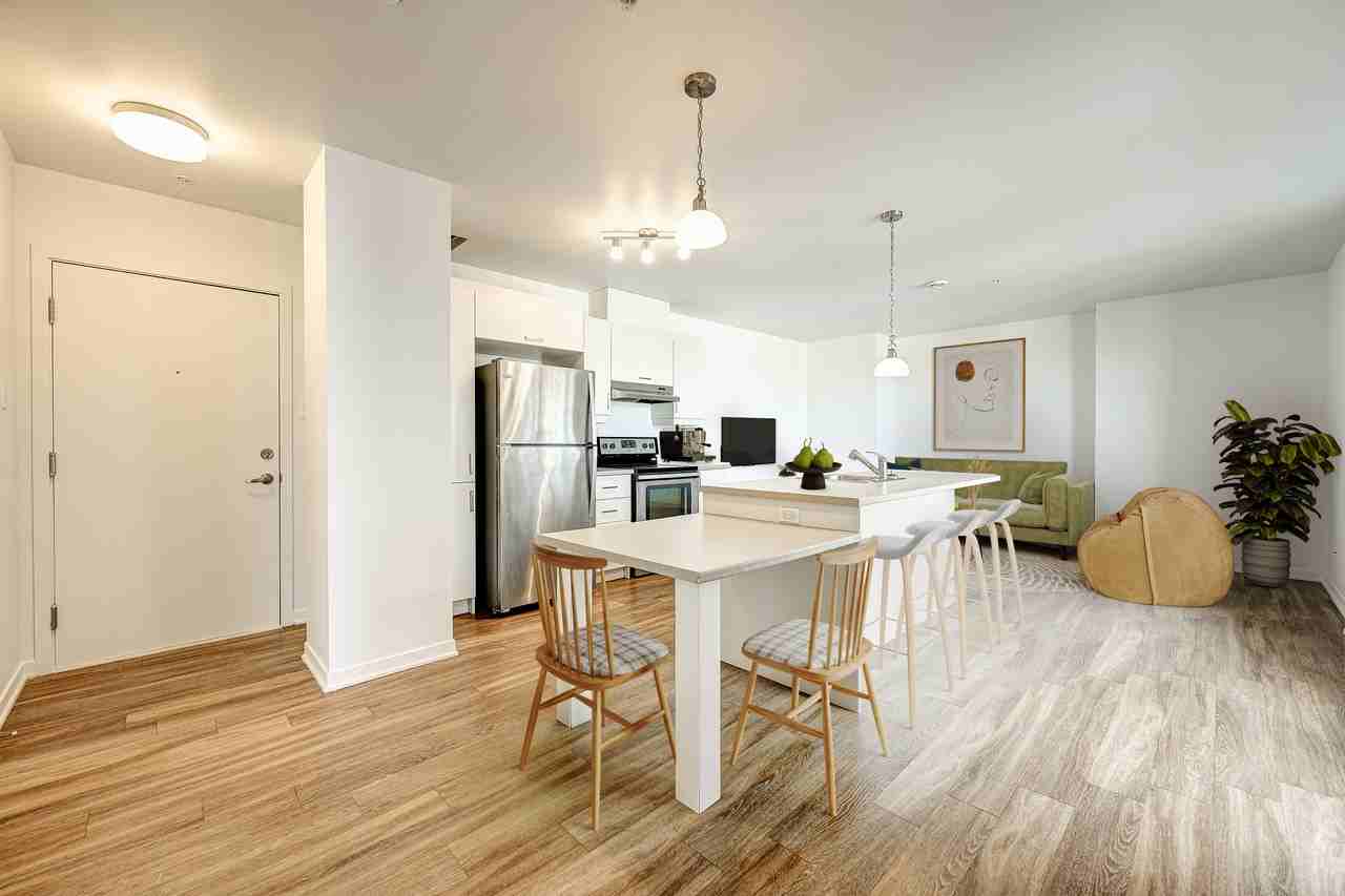 4974 Place de la Savane - Photo 6 of 13