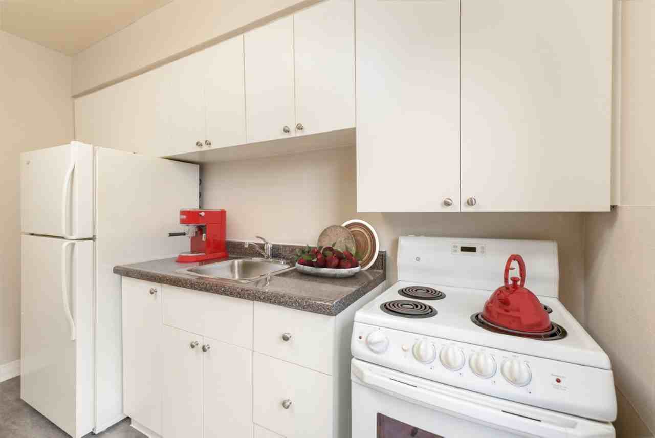 Lamoreaux Gardens - Photo 4 of 14