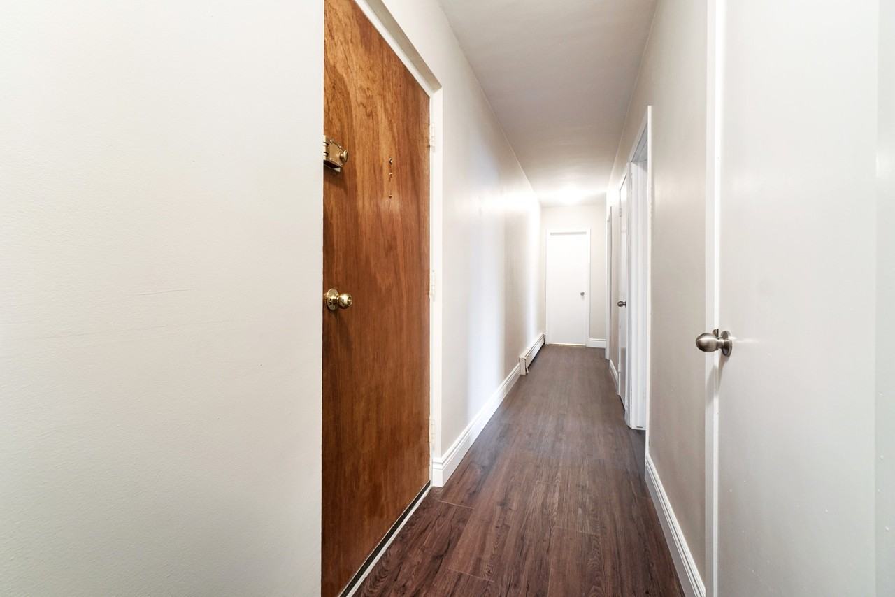 Dunn Suites - Photo 3 of 24