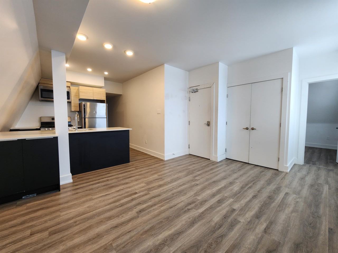 444 Cambridge Street - 2 - Photo 4 of 36