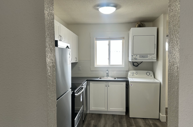 Glenforest, Willet, Willowbend - Photo 4 of 13